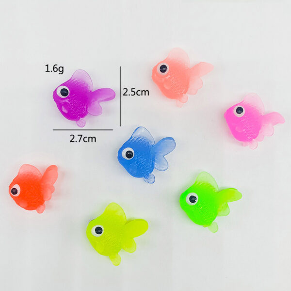 Snack toy_TPR Soft Simulation Goldfish  (S size)